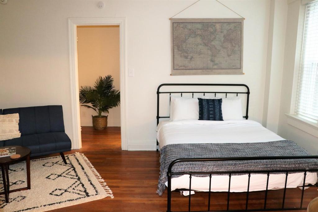 The Lee - Housity