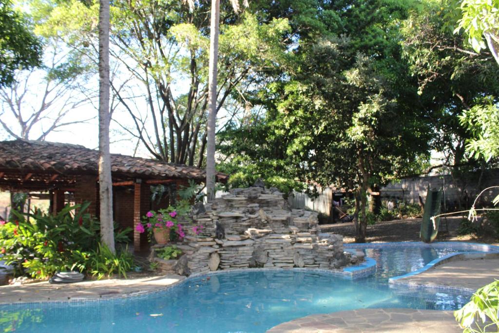 HOSTAL EL CARMEN - Housity