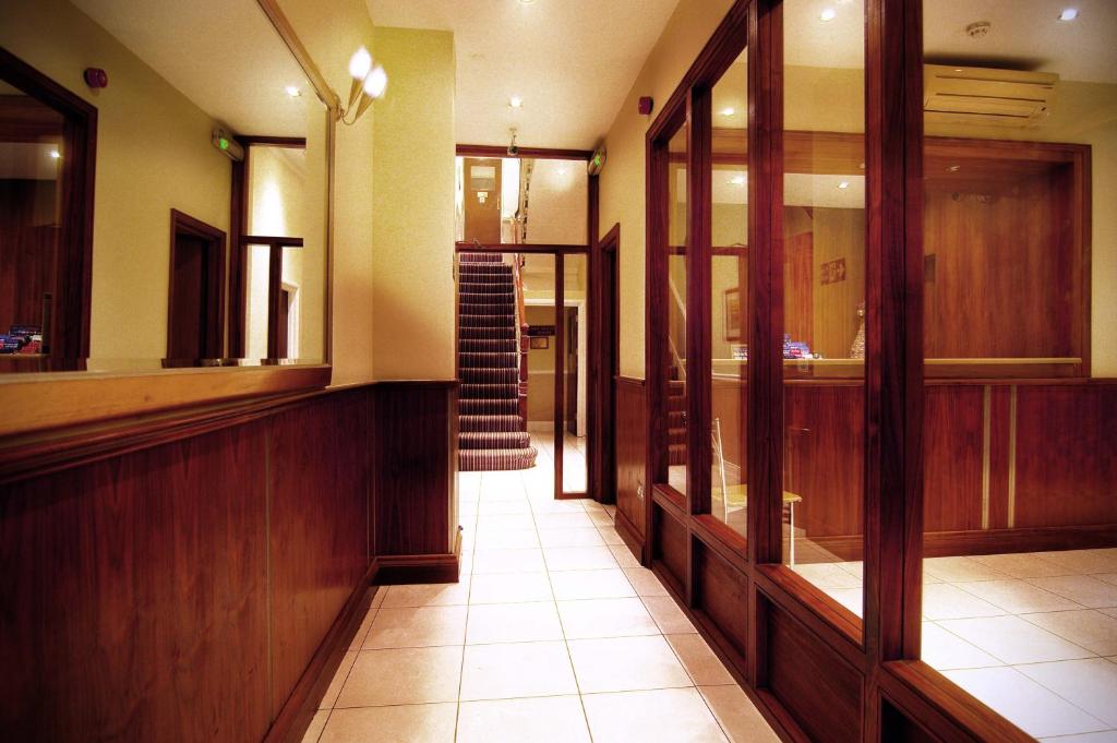 Westbury Hotel - Resim 32