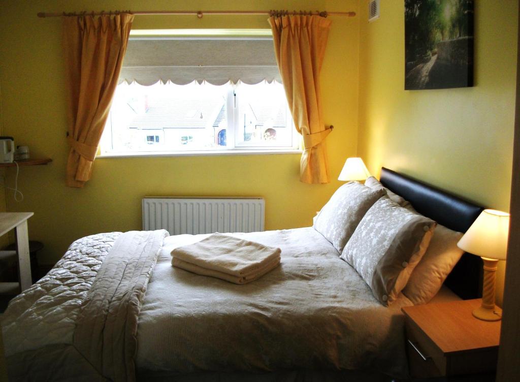 Posteľ alebo postele v izbe v ubytovaní Aaron Vale B&B