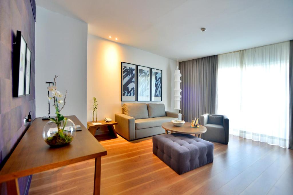 Barceló Sevilla Renacimiento - Suite Avec Bain à Remous En Terrasse (2 Adultes)