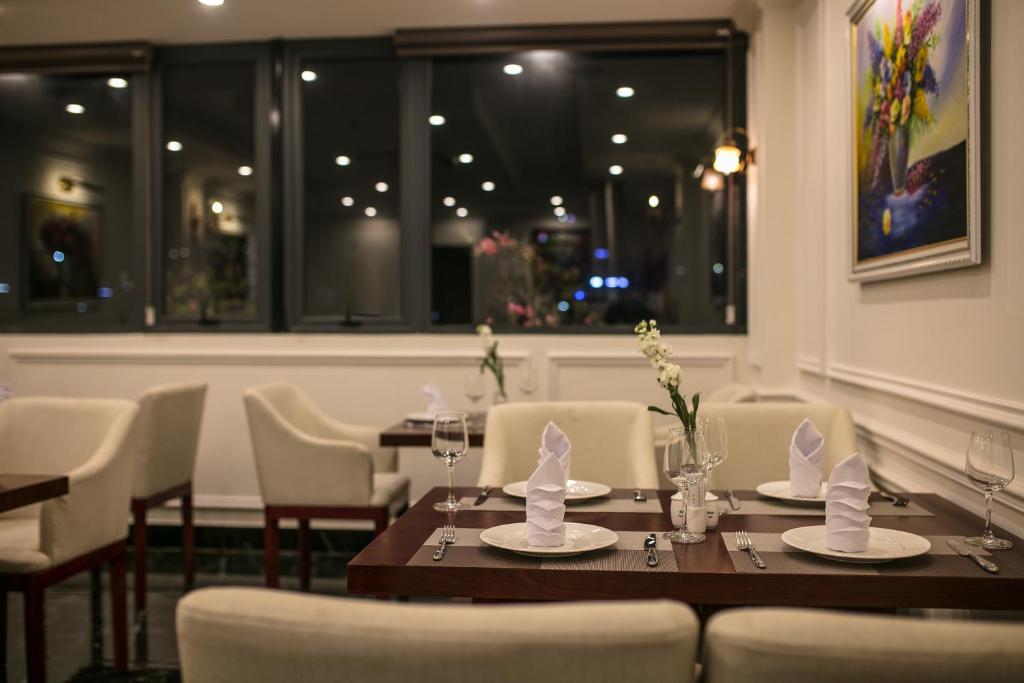 Posezení v ubytování Royal St Hanoi Hotel