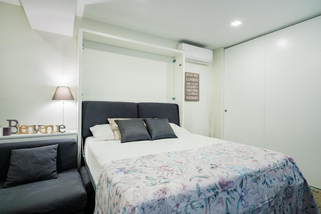 Exclusive quietness in the heart of Madrid with Public Parking, Breakfast, 2 bathrooms - 10