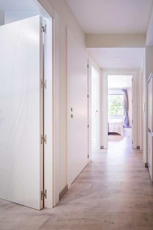 Exclusive quietness in the heart of Madrid with Public Parking, Breakfast, 2 bathrooms - 17