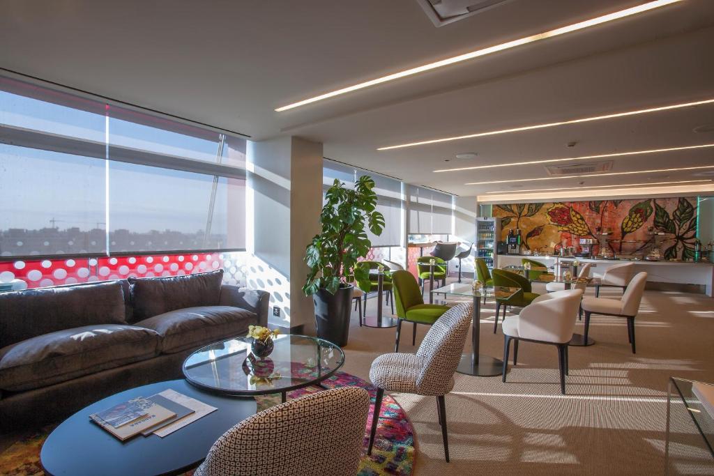 Posezení v ubytování Hotel Puerta America