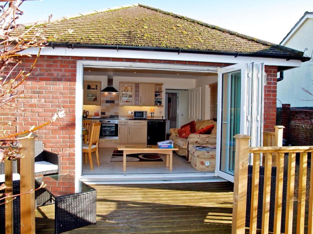 Salmon's Leap Self Catering - Housity