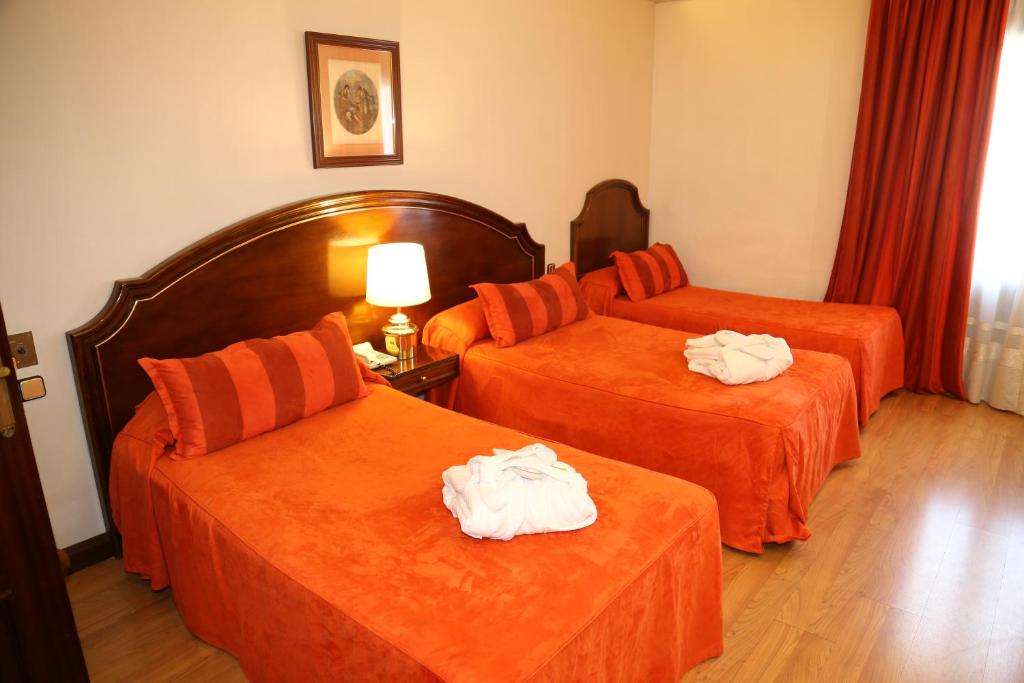 
Double or Twin Room with Extra Bed (2 Adults + 1 Child)
