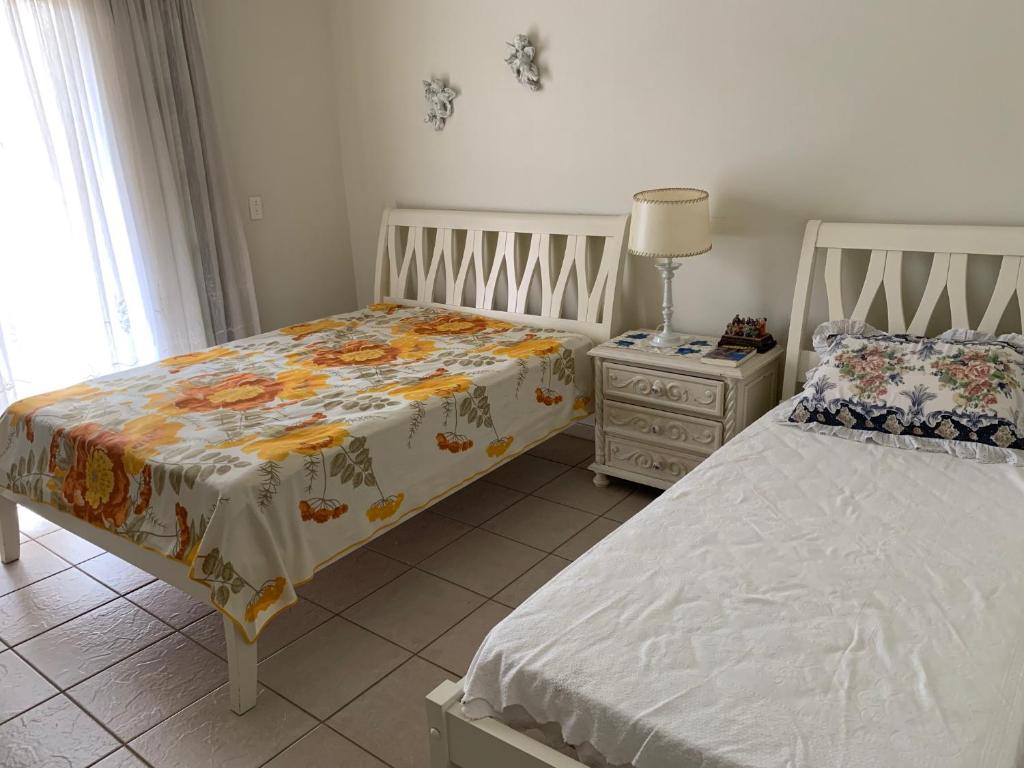  Casa condomínio fechado Bertioga