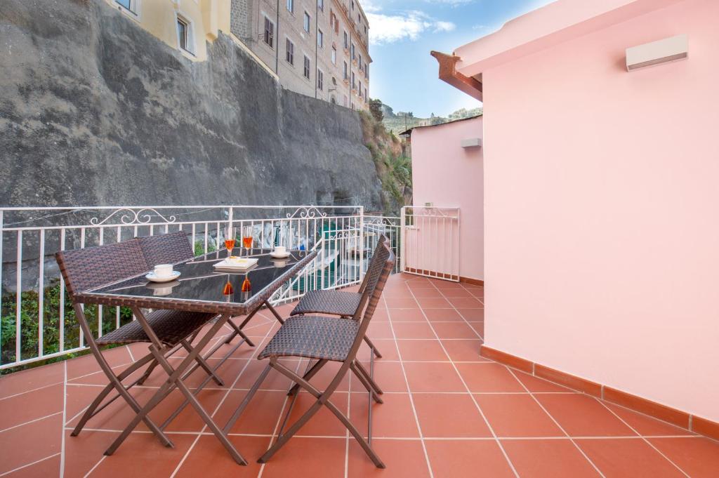 Balkón nebo terasa v ubytování Caruso sea view