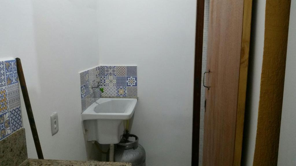  Casa frente para o mar de Costa Azul em Rio das Ostras