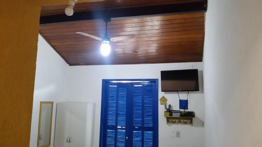  Casa frente para o mar de Costa Azul em Rio das Ostras