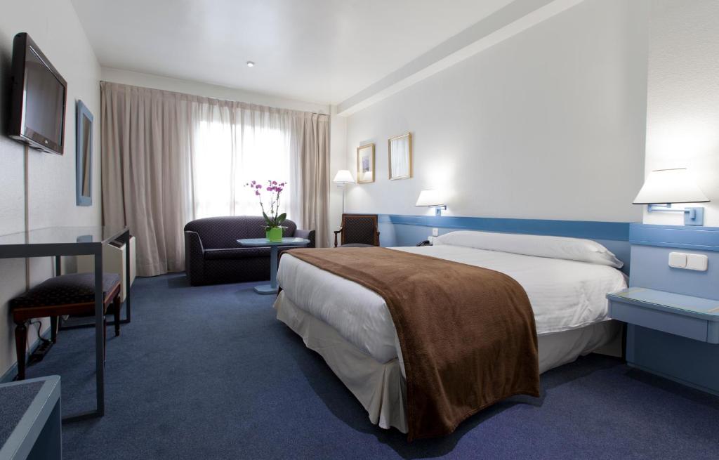 Espahotel Plaza de España - Resim 39