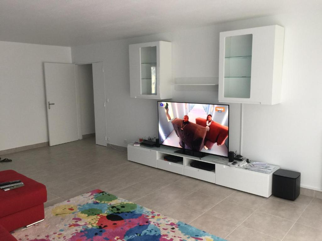 grand appartement a louer vue sur seine - Apartment Mit 3 Schlafzimmern
