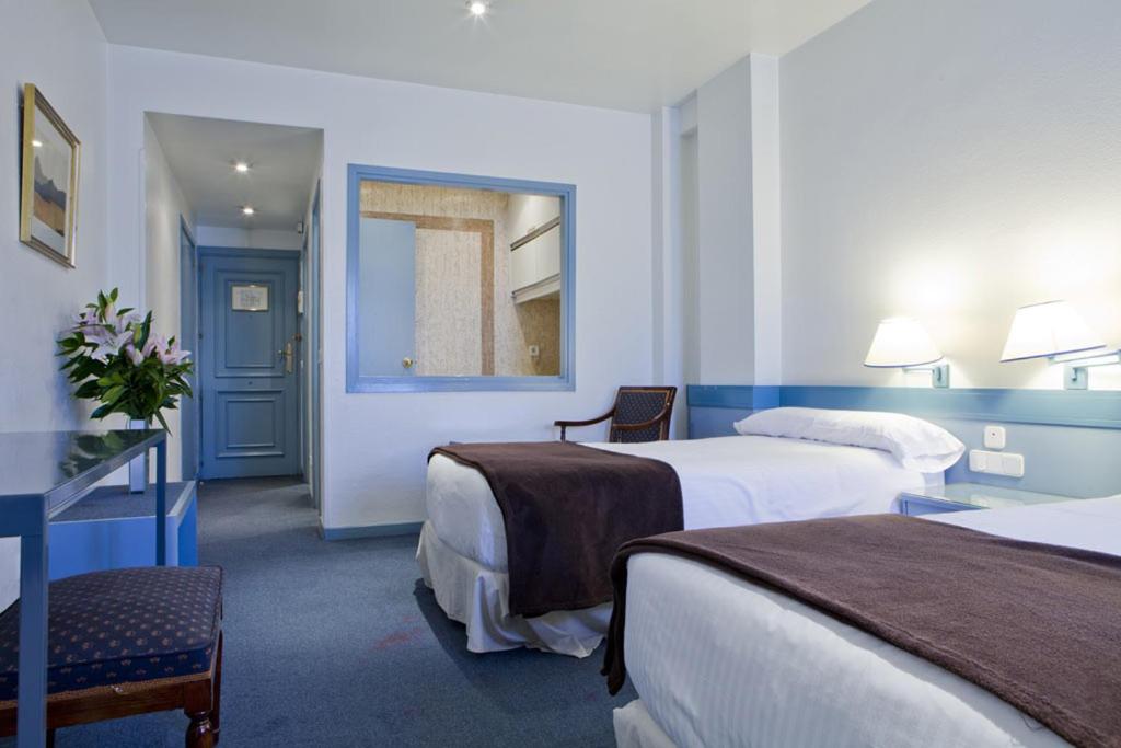 Espahotel Plaza de España - Resim 38