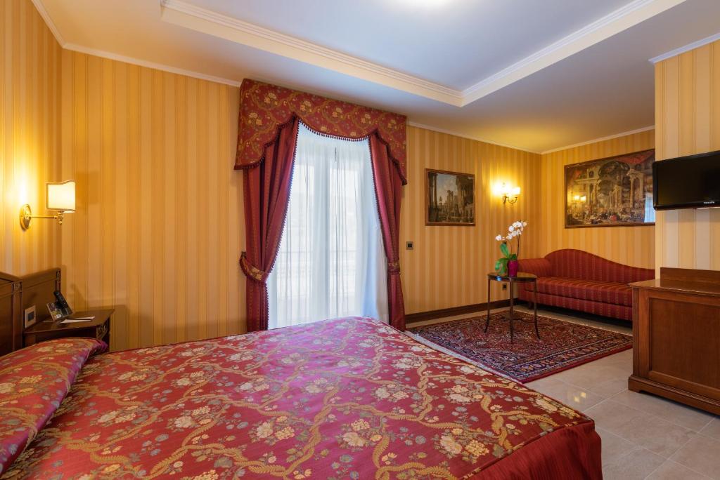 Postel nebo postele na pokoji v ubytování Hotel Lido - Beach and Palace