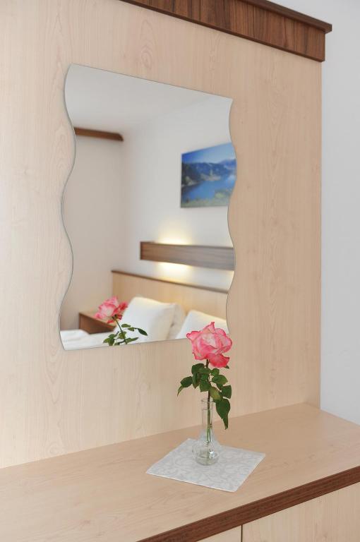 Fotografie z fotogalerie ubytování Hotel-Garni Seestrand v destinaci Zell am See