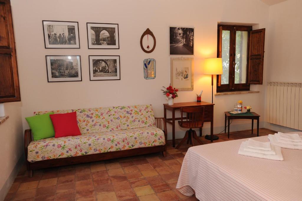 Posezení v ubytování B&B Conca Del Pretore
