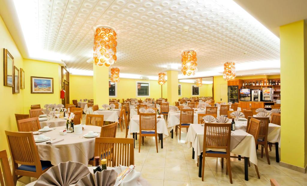 Restaurace v ubytování Hotel Universal