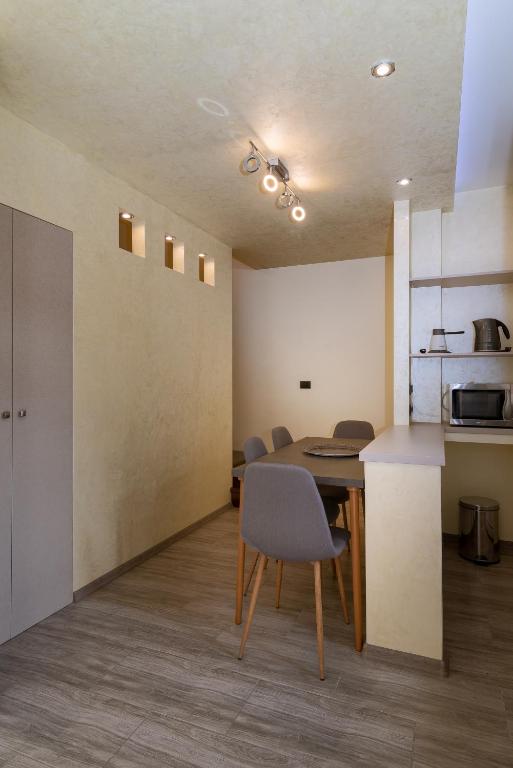 Kuchyň nebo kuchyňský kout v ubytování Central point Valjevo