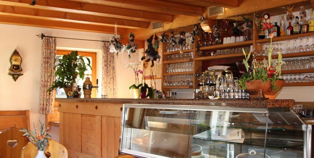 Lounge nebo bar v ubytování Berggasthof Trattes