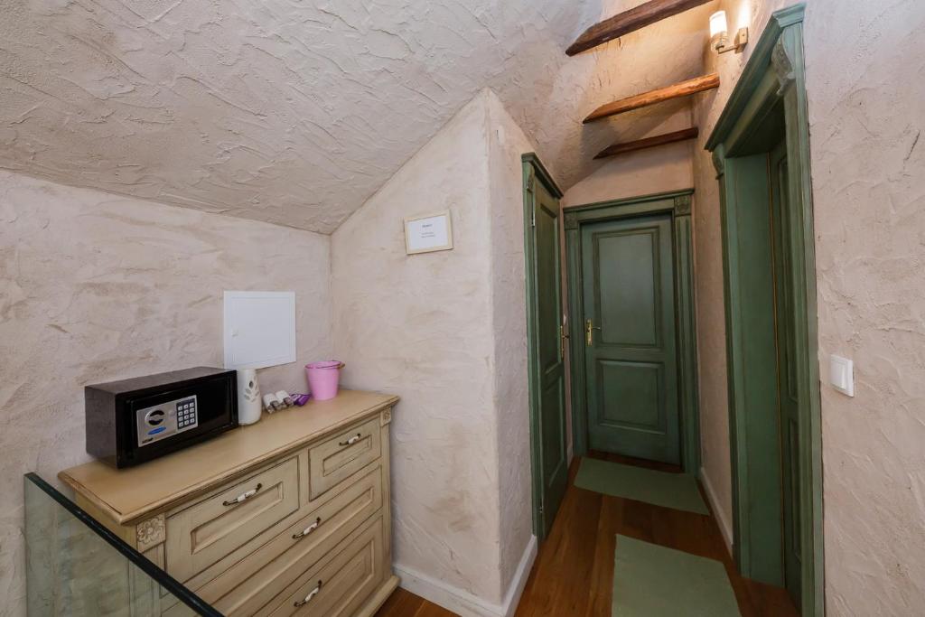 Kuchyňa alebo kuchynka v ubytovaní Apartment Rustik
