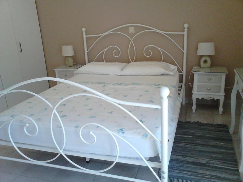 Park House -beside the Medieval Town of Rhodes-free parking - Appartement De Deux Chambres