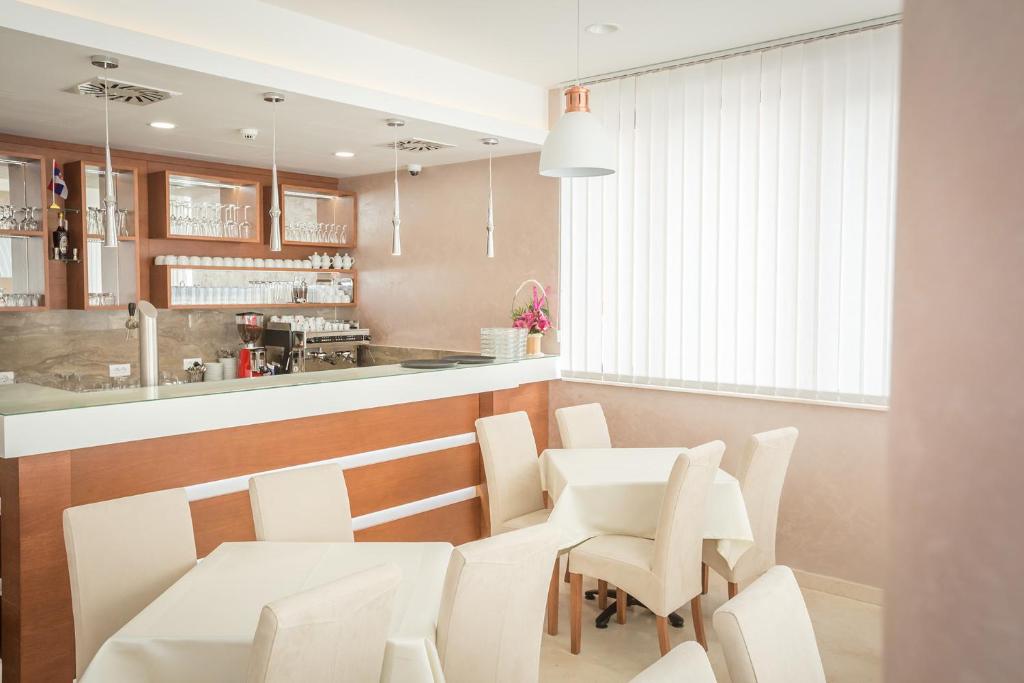Cucina o angolo cottura di Hotel Mar Garni