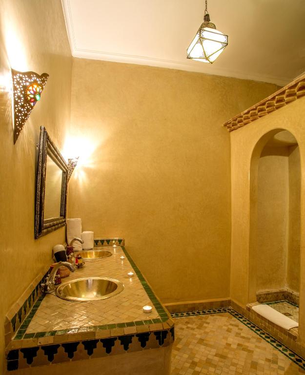 O baie la Riad Ciel d'Orient