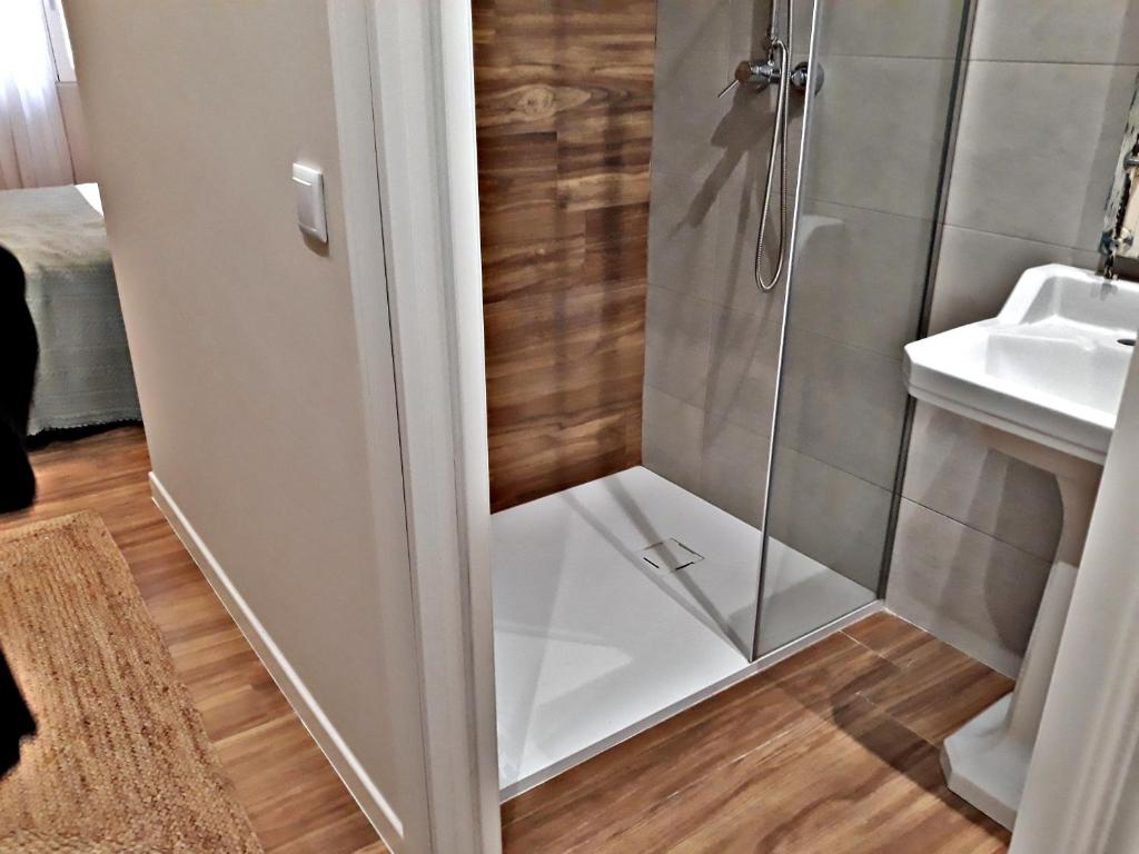 Urban Suites El Postigo - Chambre Double Avec Salle De Bain Privée