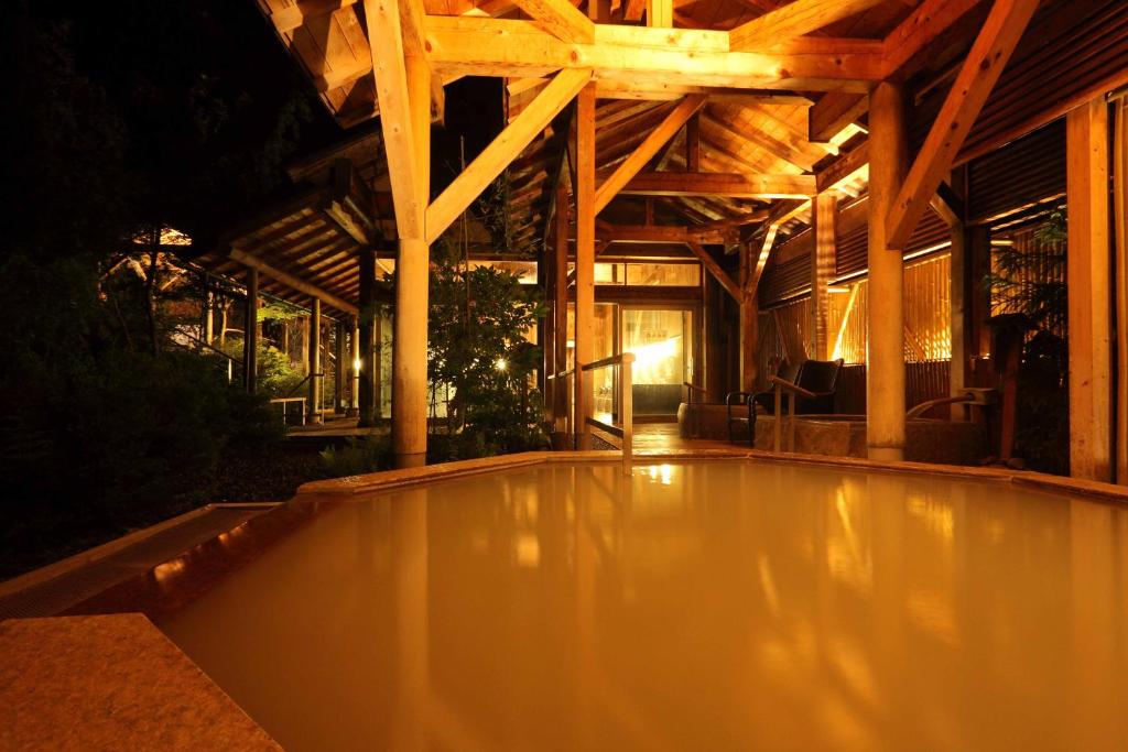 Bazén v ubytování Hotel Futaba nebo v jeho okolí