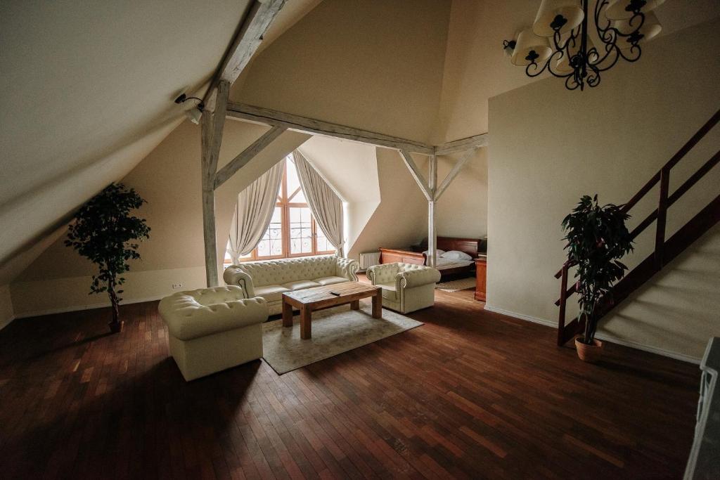 Posezení v ubytování Apartamenty Kuźnia