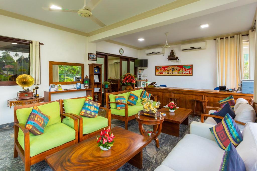 Posezení v ubytování Hotel Yo Kandy