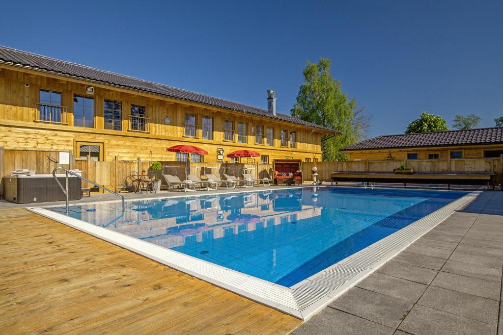 Bazén v ubytování Ruperti - Gästehaus nebo v jeho okolí