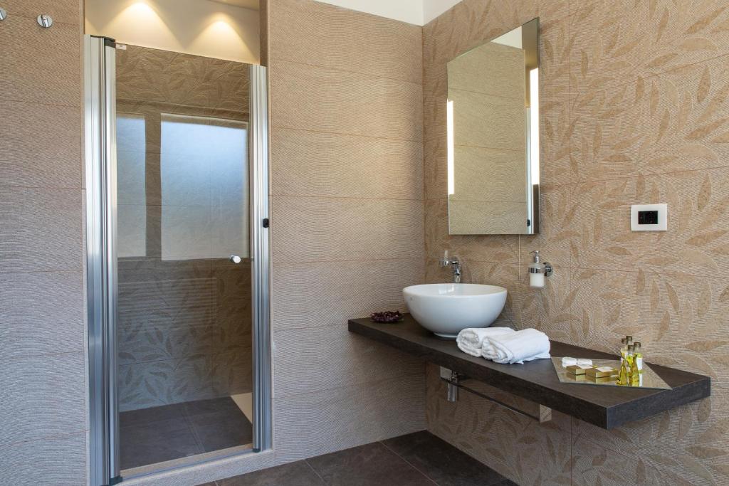 Koupelna v ubytování Aurum Suites