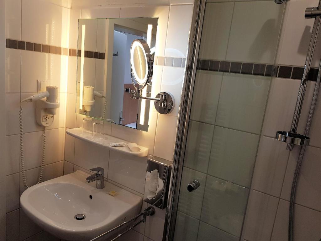 Koupelna v ubytování Hotel zum Anker