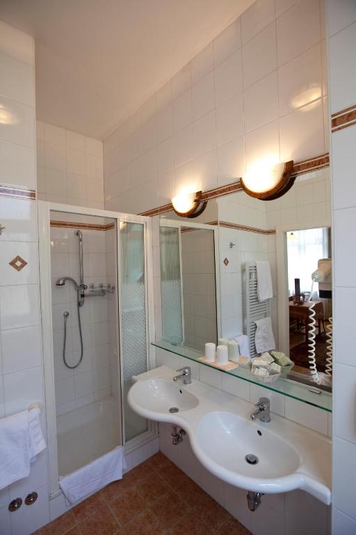 Koupelna v ubytování Hotel Villa Westend