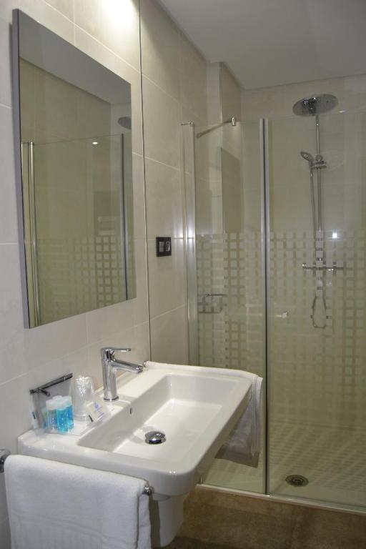 Apartamentos Las Palmeras, Palma del Río – Updated 2022 Prices
