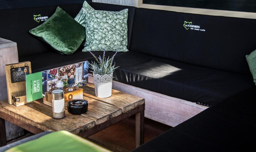 Posezení v ubytování Hotel Restaurant 'de Vossenberg'