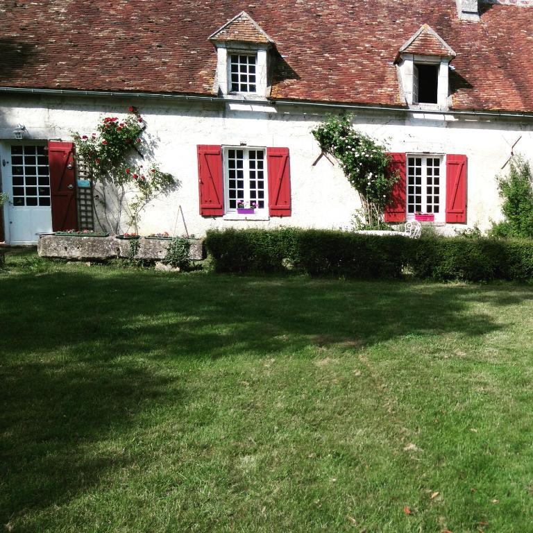 Le vol du Papillon - Studio With Garden View