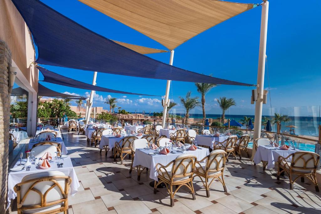 A restaurant or other place to eat at Shams Prestige Abu Soma (Adults Only)