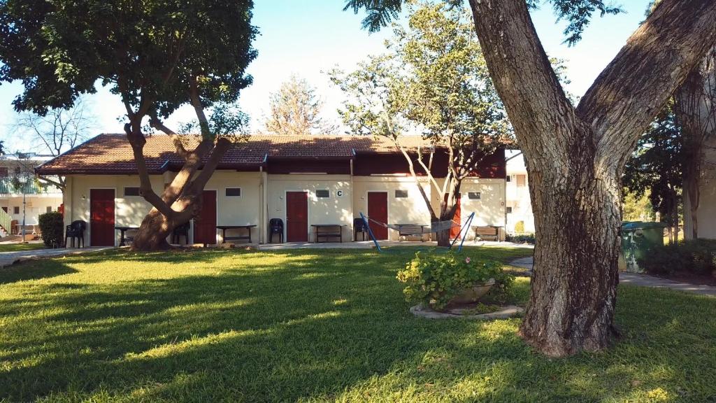 Kibbutz Mizra Country Lodging Kibbutz Mizra Country Lodging