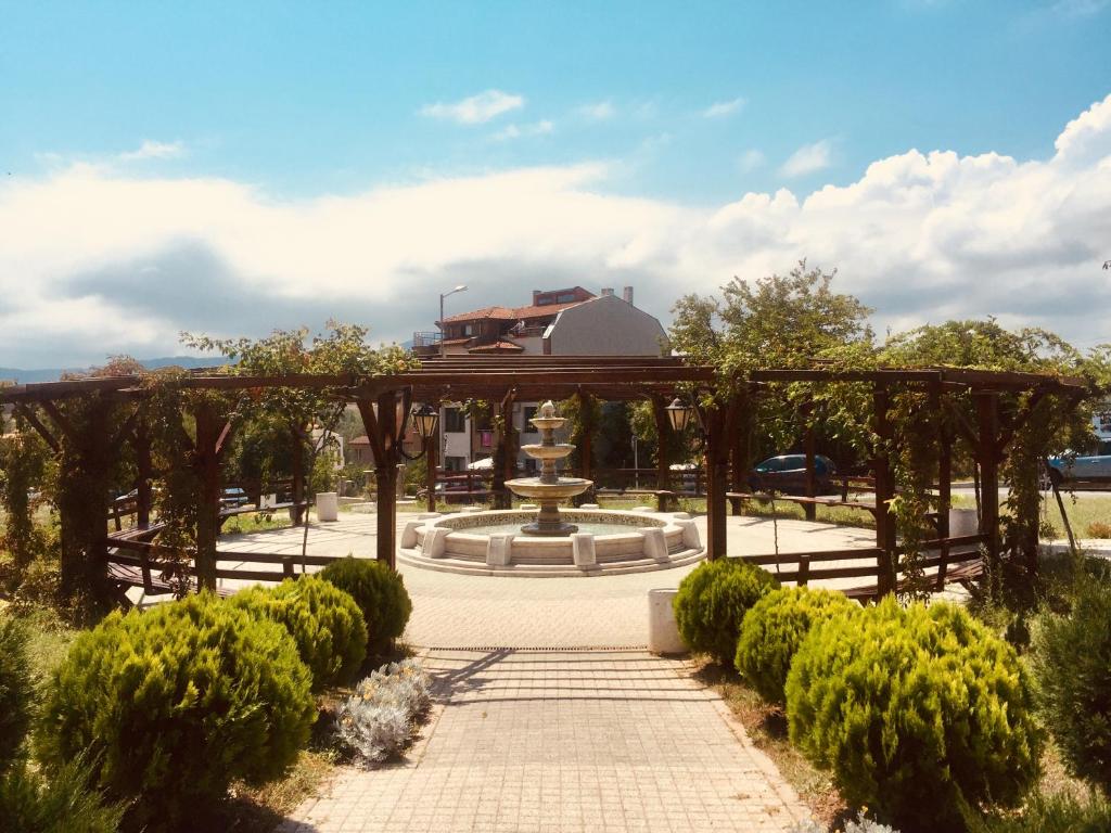 Zahrada ubytování Renta BG Apartments in Tsarevo