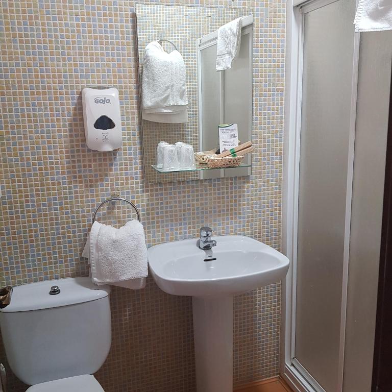 Koupelna v ubytování Hostal La Parada