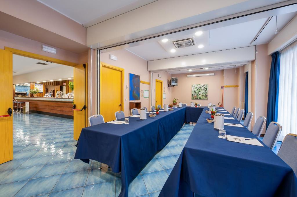 Restauracja lub miejsce do jedzenia w obiekcie Best Western Hotel Mediterraneo