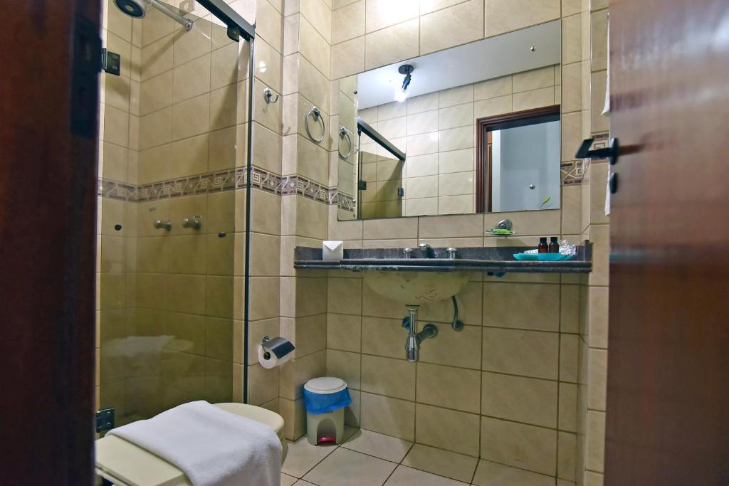  Don Antonio Hotel