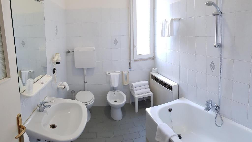 Kúpeľňa v ubytovaní Hotel Terme di Castel San Pietro