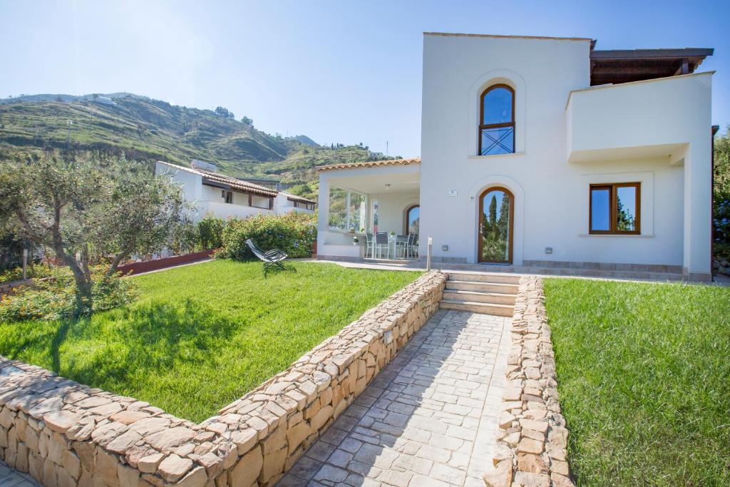 Cefalù In Casa - Villa Con Vista Giardino - Su 2 Livelli
