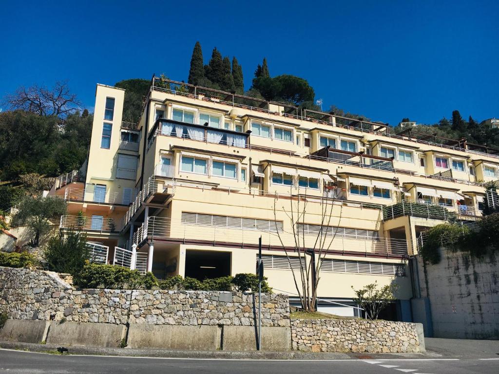 Budova, v ktorej sa apartmán nachádza
