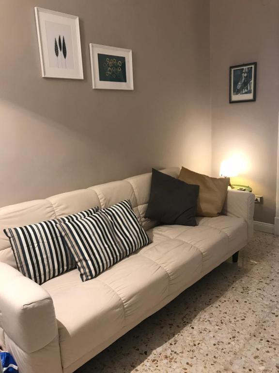 A seating area at Casa- Corso Umberto