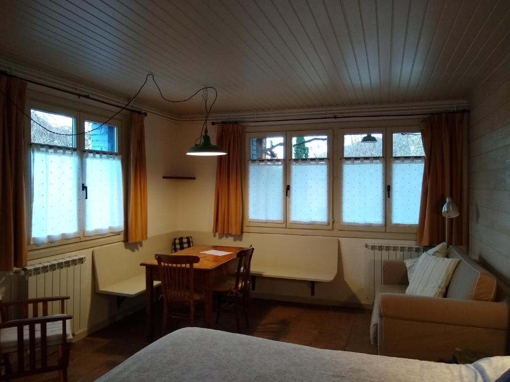 Posezení v ubytování Hostal D'Éller